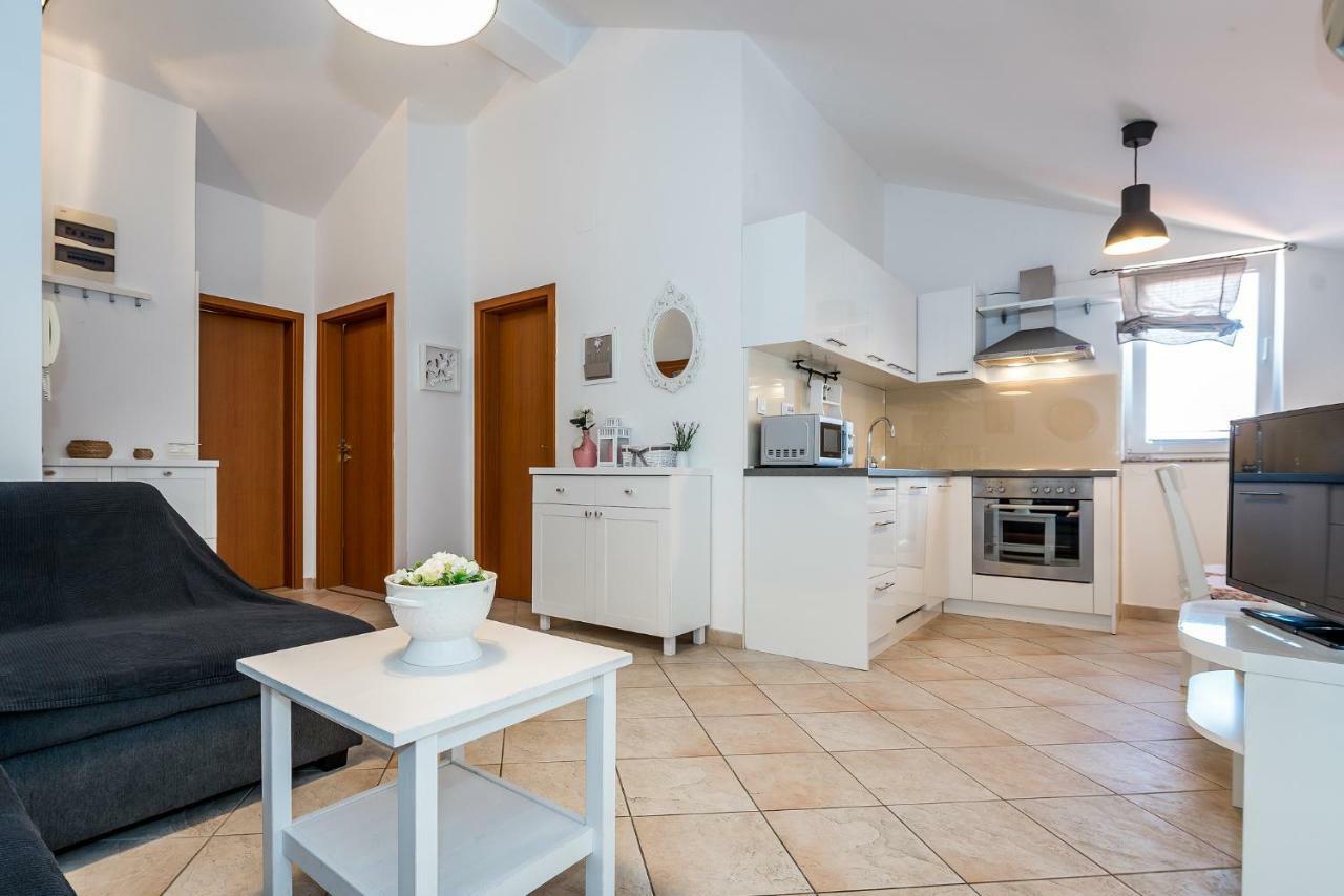 Apartman Karla Mara Ana Ivan & Jo Srima Εξωτερικό φωτογραφία