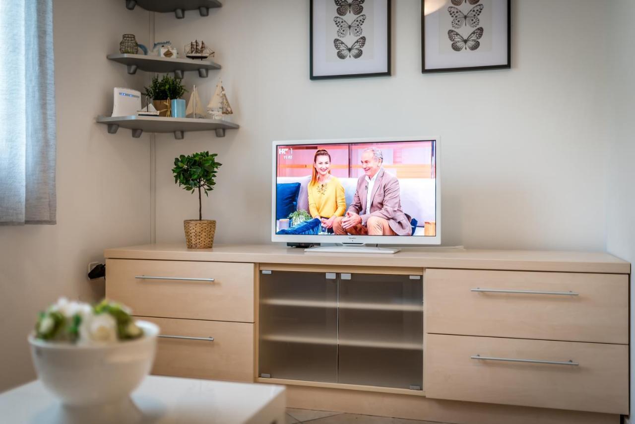 Apartman Karla Mara Ana Ivan & Jo Srima Εξωτερικό φωτογραφία